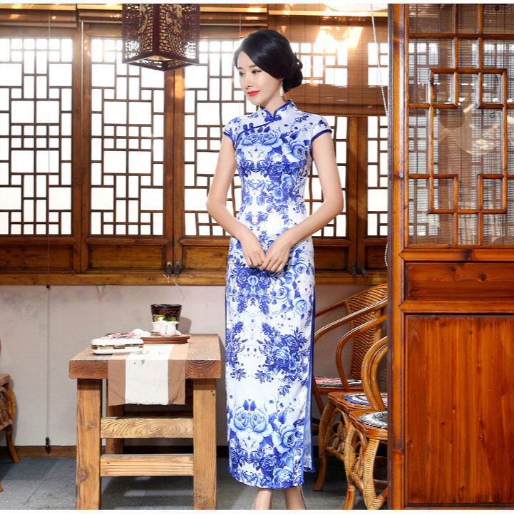 2026 Summer New Vintage Blue and White Porcelain Style Runway Traditional Slim-Fit Long Qipao Dress New Chinese Style 2026 Summer New Vintage Blue and White Porcelain Style Runway Traditional Slim-Fit Long Qipao Dress New Chinese Style