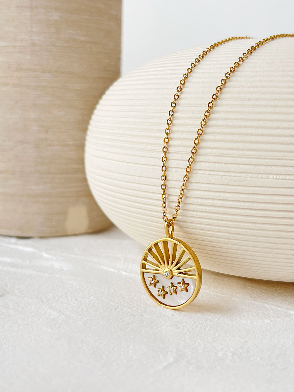 Fashion Pentagram Stainless Steel Plating Inlay Rhinestones Shell Pendant Necklace 1 Piece