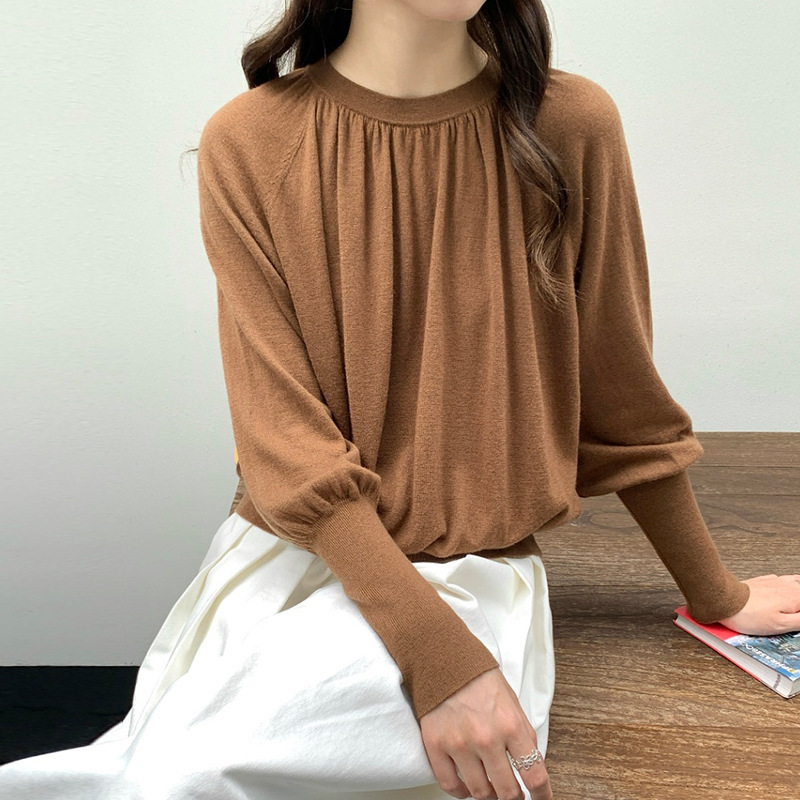 Merino Wool Pleated Design Round Neck Bat Sleeve Knitwear for Women Simple Elegant Pullover Inner Layering Shirt