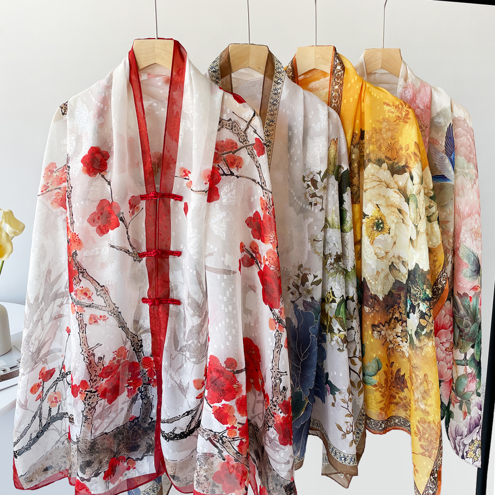 Neuer Sonnenschutz-Schal aus hohlem Seidenschal für Damen mit Pfingstrosen-Print in Gold_voghion.com