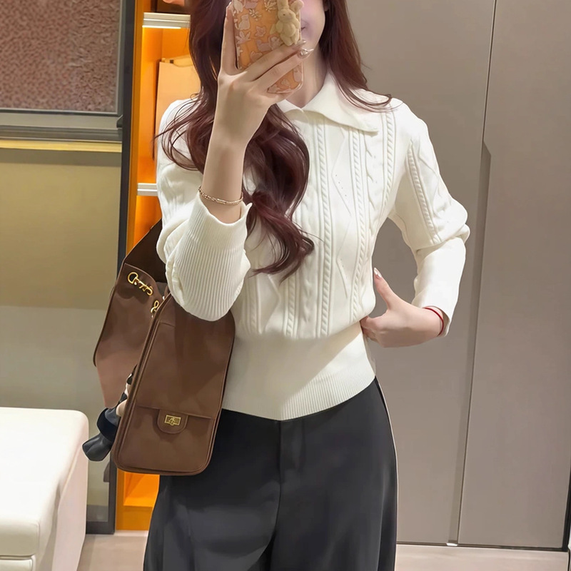 Korean-Style Long-Sleeve Cable Knit Sweater for Women, Autumn/Winter 2025 New Style, Casual Inner Wear, Slim-Fit Pullover with Turn-Down Collar