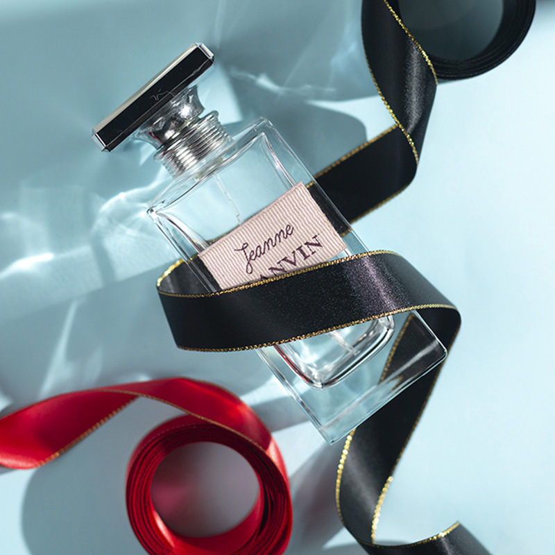 En stock venta al por mayor 2,2 borde dorado cinta regalo de cumpleaños pastel embalaje cinta arco flor regalo