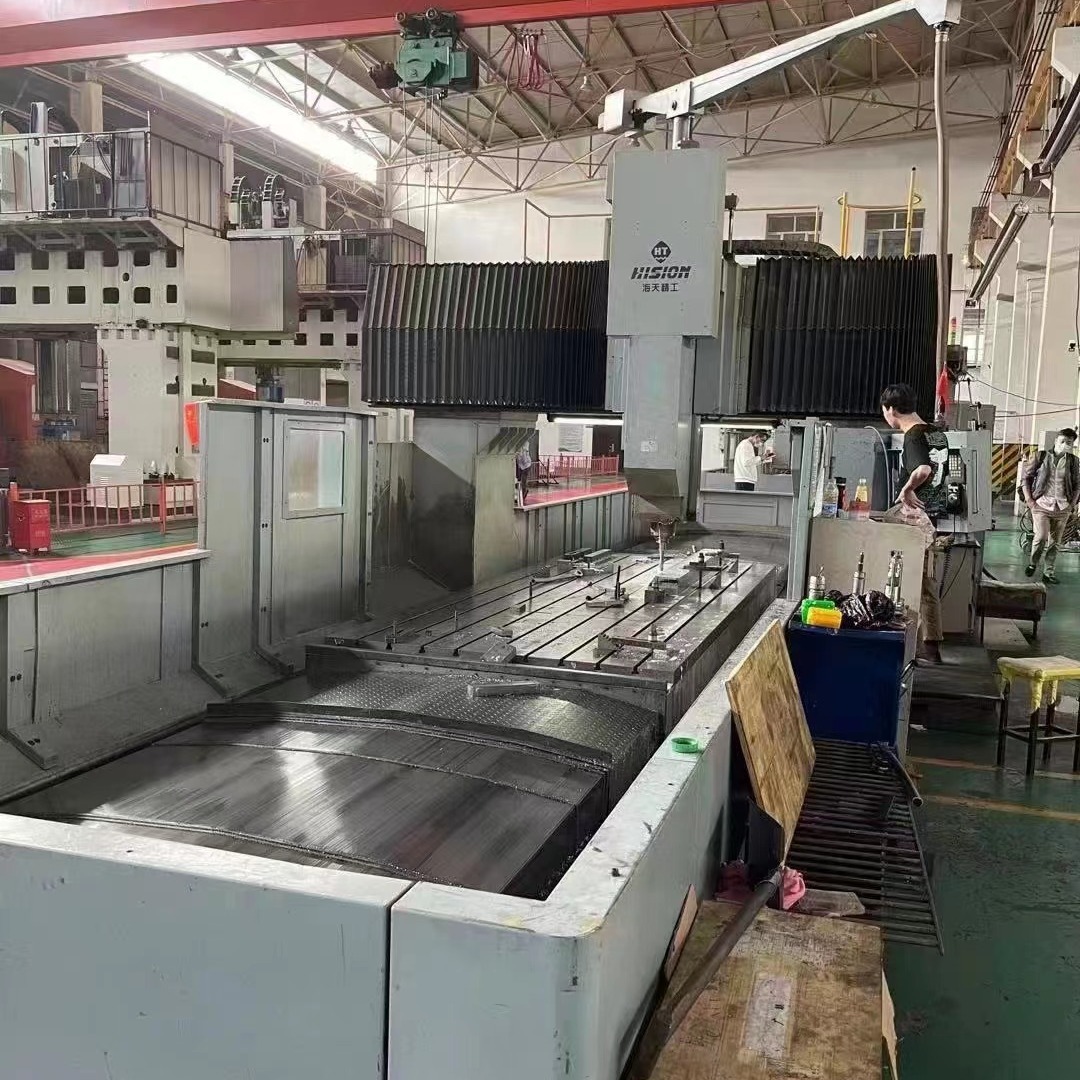 昆机XH2740数控龙门镗铣加工中心，工作台4x15米