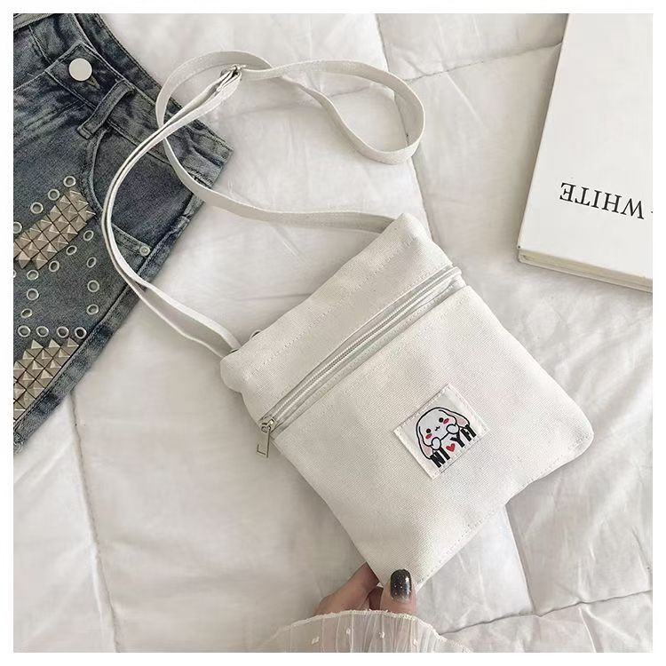 귀여운 강아지 흰색