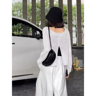 Elegant and High-End Loose Slimming Knitted Top Trendy Ice Silk Breathable Back Hollow Slit Sun Protection Blouse