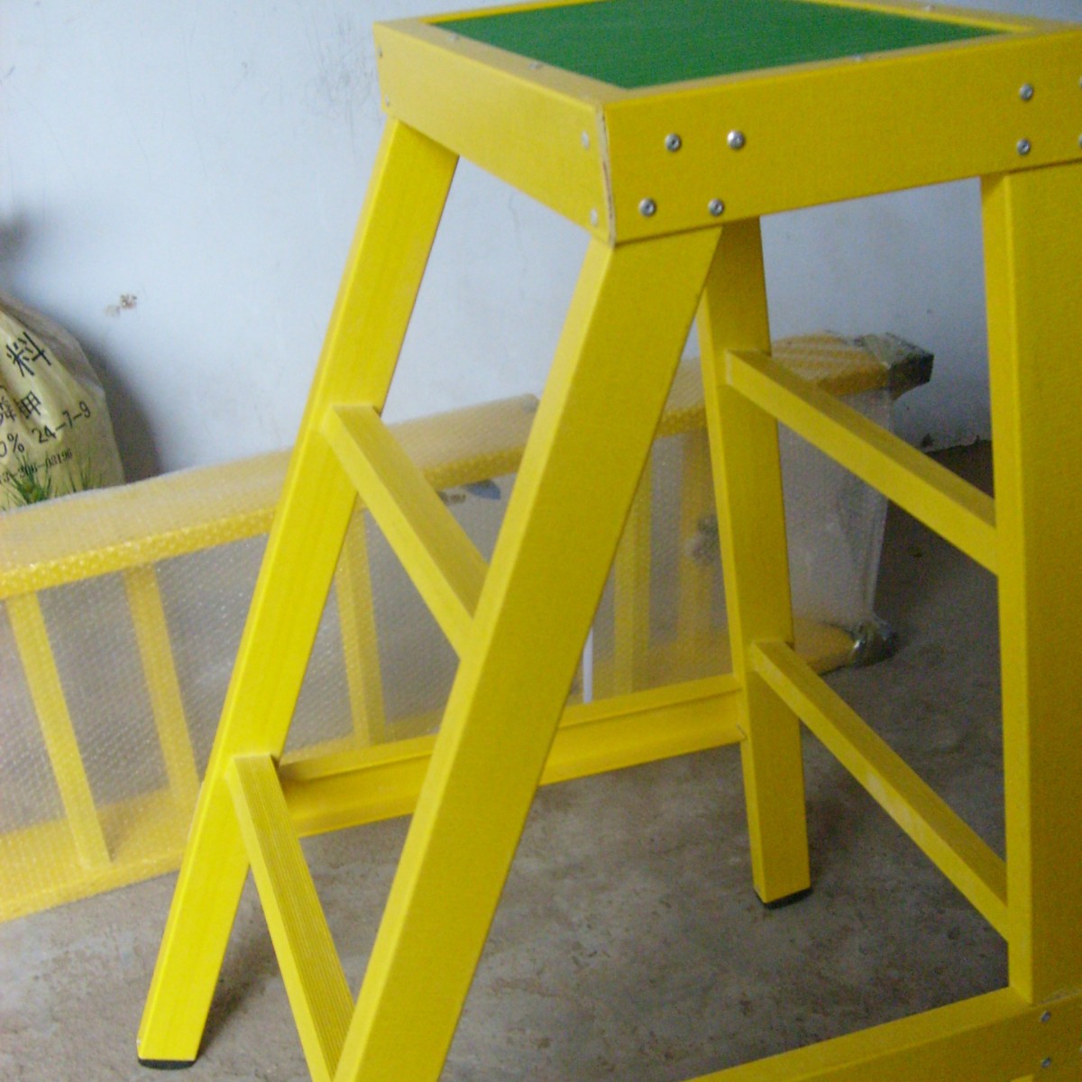 可折叠百鼎绝缘高低凳/10kv可折叠式绝缘凳/10kv绝缘折叠凳