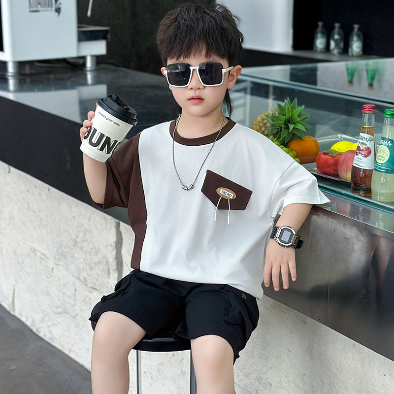 7241 Pantalones cortos de manga corta de verano para niños de dos piezas Ropa de verano hermosa para niños 2025 Camiseta coreana para niños nuevos 3