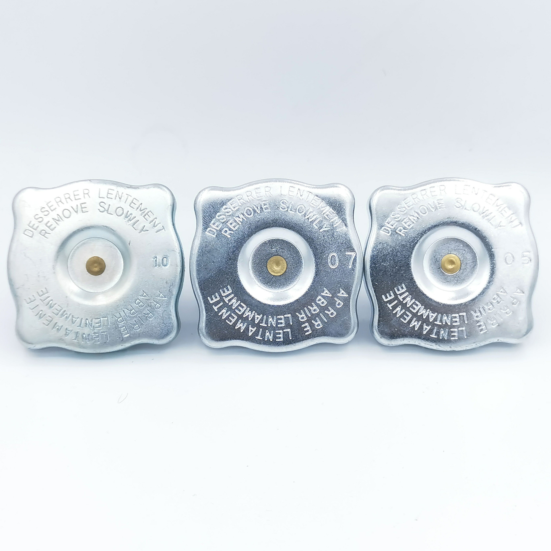 19f0accef772afba9d01000673f033