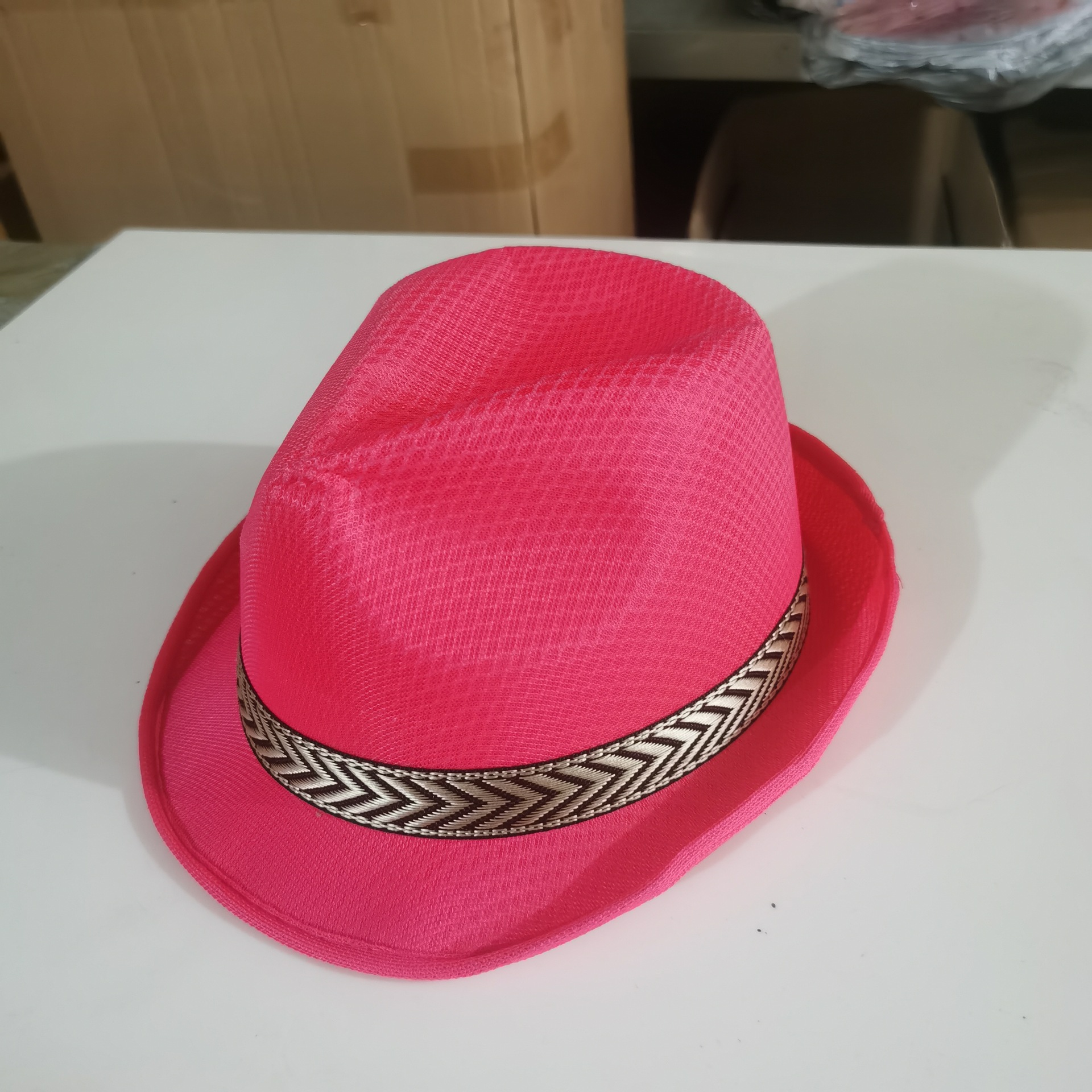 성인 로즈 레드