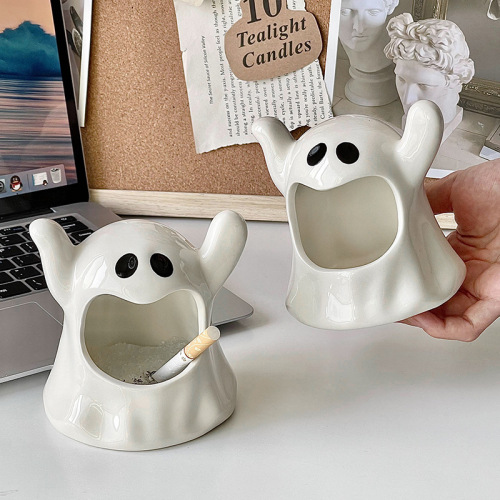 High-end, niche, creative ghost ashtray made of ceramic, suitable for dorm, home living room, a personalized gift for boyfriend, decorative item