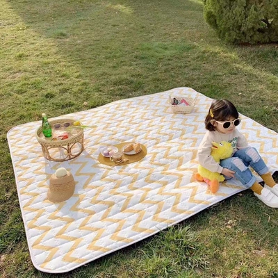 Beach Moisture-proof Oxford Cushion, Avtomobil döşəmə paspasları - yellow-wave-190200cm
