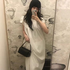 女式T恤;连衣裙;女式衬衫