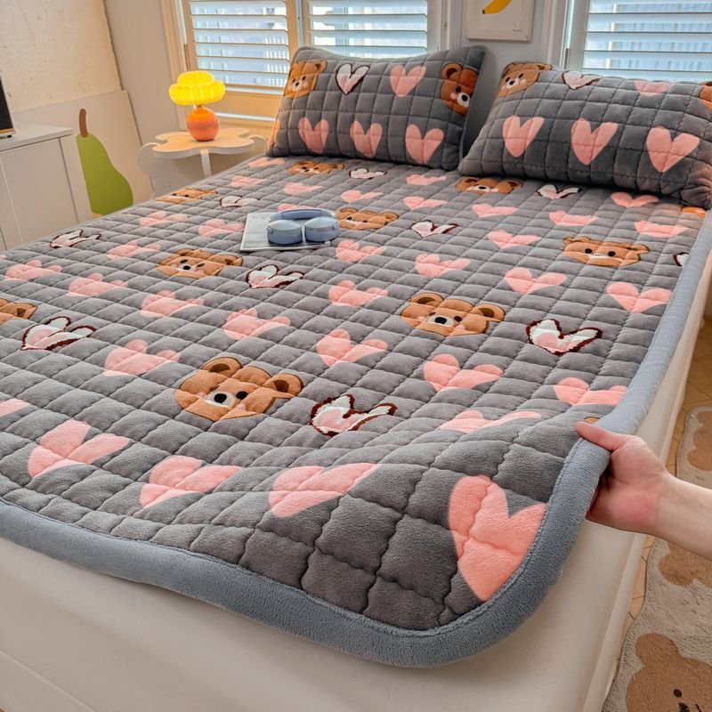 Crystal Edge - Cama Dorm Bear