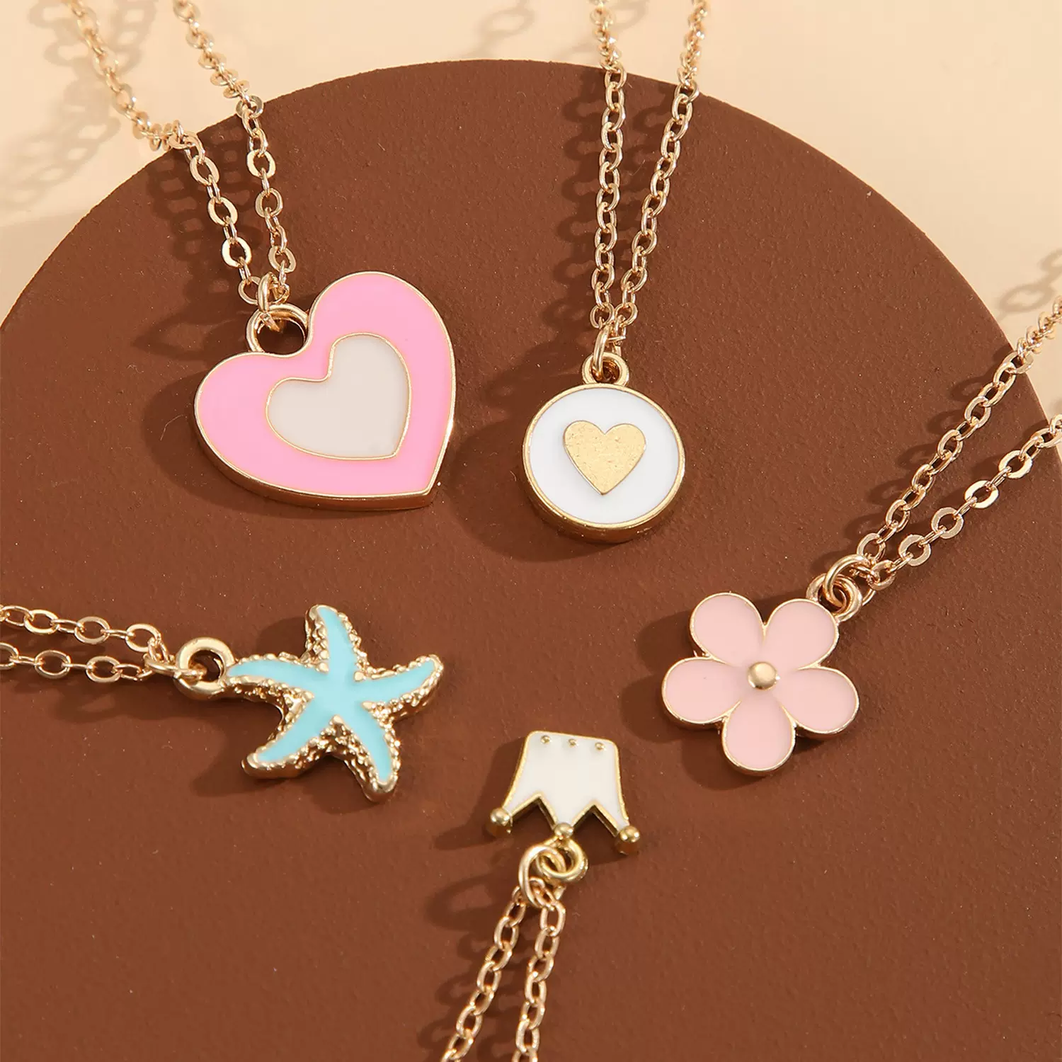 百搭卡通可爱合金滴油爱心皇冠花瓣海星圆牌项链轻奢闺蜜首饰配饰