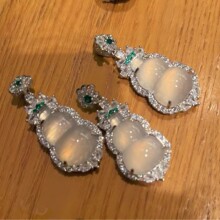 ����ֱ������925�y�Ƕ�߱��R�ϰ�������J����N��ɫС�t������