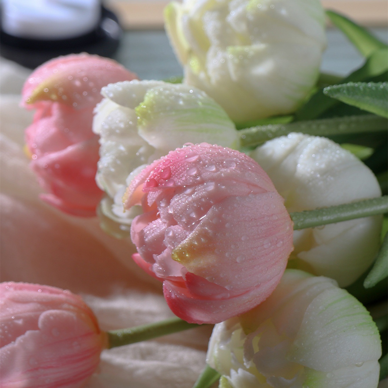 Xiyin Temu Do Not Disturb 3 Tulip Artificial Flowers Soft Plastic Bouquet High-End Hotel Restaurant Living Room Decoration Fake Flowers