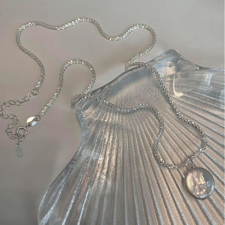 6g Weight Mother pearl shellfish Pendant Material Pendant Necklace Classification 925 sterling silver Chain Material Holiday, Daily Occasion Freshwater Pearl, Sterling Silver Material Geometric Pattern Women's Gender Polishing Design Elegant, Simple Style Style Freshwater Pearl Sterling Silver Polishing Geometric Pendant Necklace 2