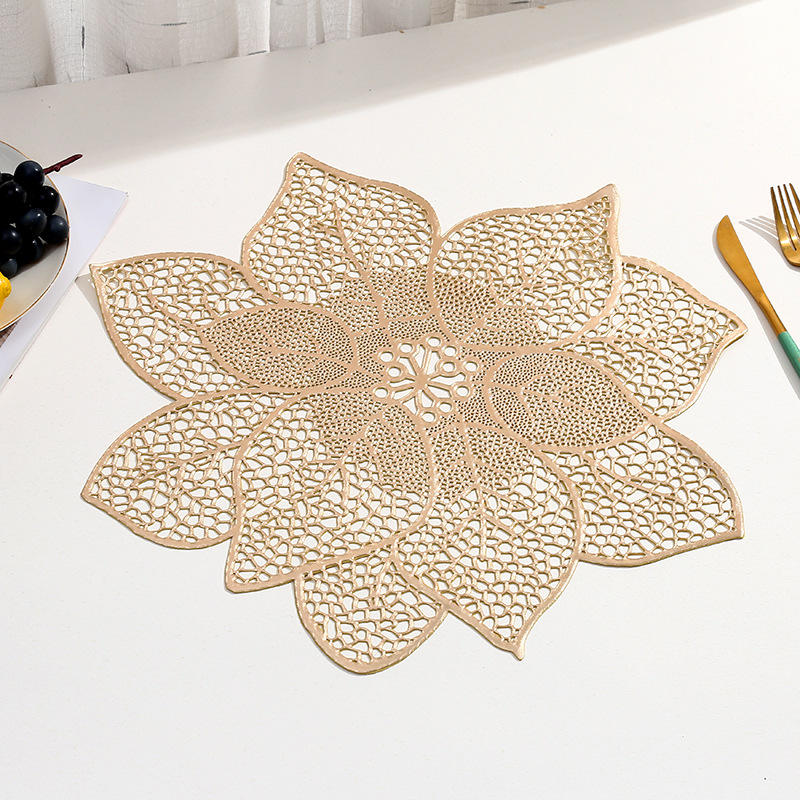 Copo de nieve de Navidad transfronterizo mantel de pvc decoración de restaurante de Navidad restaurante occidental bronceado tapete de mesa hueca al por mayor