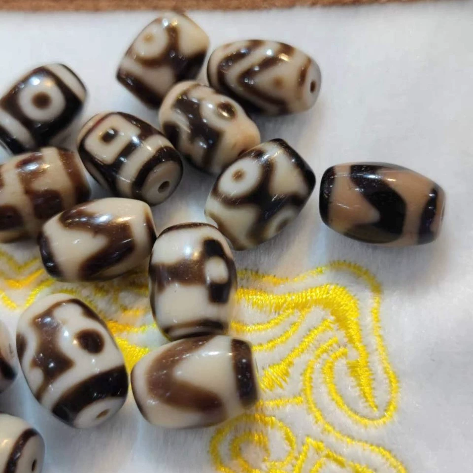 Mandala three-eyed tiger teeth pattern Tiandi tiger teeth pattern Treasure bottle agate dzi beads small size old Feng handmade beads