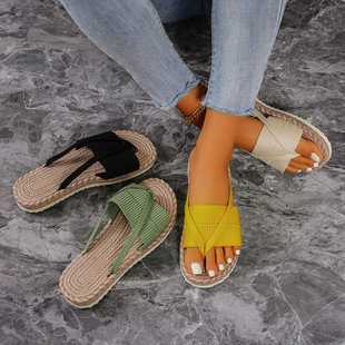 �羳ƽ�׊Aֺ�W���ݾ������p����Ů2024�ļ��¿��a���e����Ь