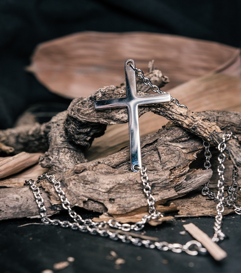 Personalised Side Cross Necklace Minimalist Titanium Steel Jewelry_voghion.com