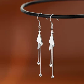 耳钉;项链;戒指