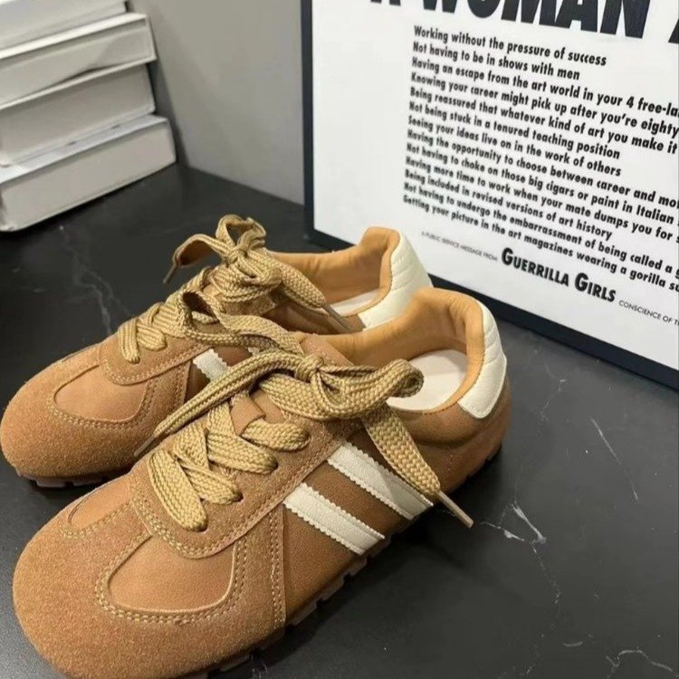 Casual Women's German Trainer Shoes Versatile Flat Sole Sneakers_voghion.com