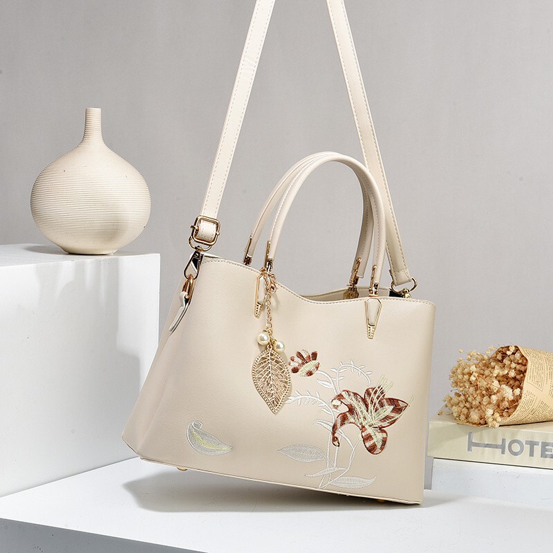 Middle-Aged and Elderly Women's Light Luxury Bags, New Chinese Style Embroidered Women's Bags, Atmospheric Mother Bags, High-End Handbags