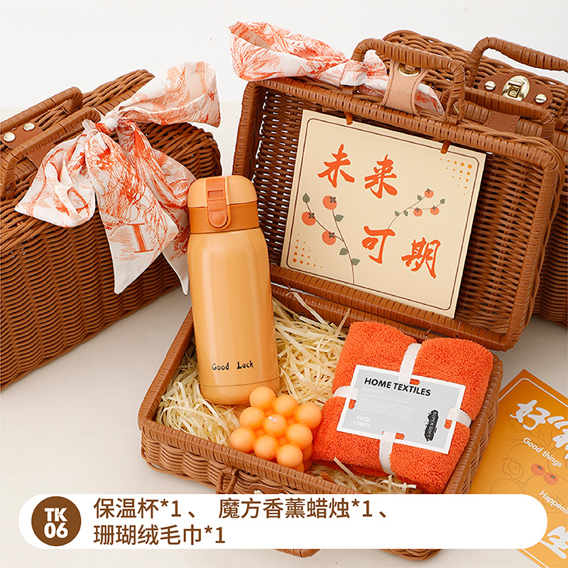 Regalos al por mayor para el Festival del Bote del Dragón Cesta de ratán práctica de alta gama Caja de regalo creativa Apertura de la empresa Actividades de celebración de la tienda Regalos de creación grupal