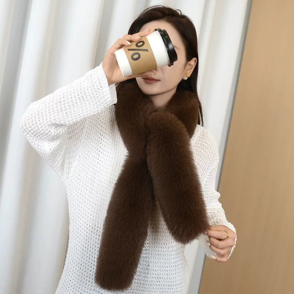 New Autumn and Winter Imitation Fox Fur Scarf, Versatile Long Shawl, Plush Velvet Women's Warm Neck Protector, Neck Scarf and Fur Collar