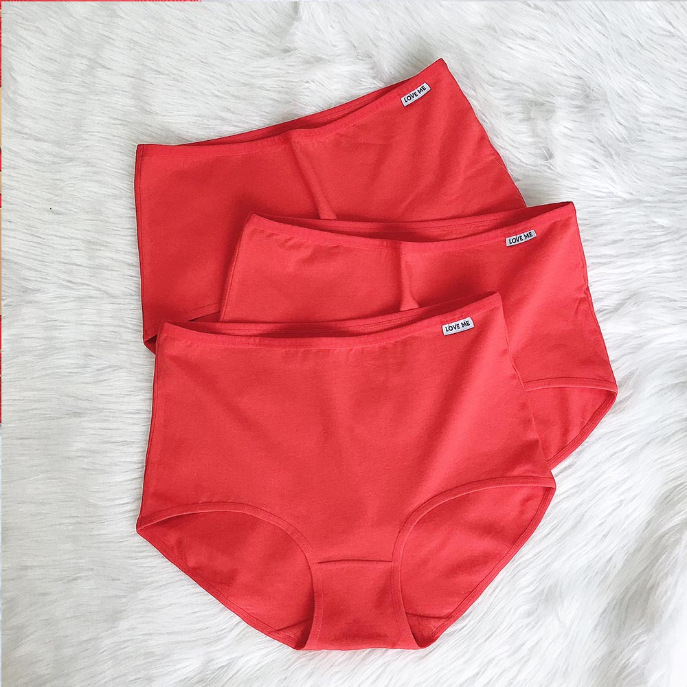 Año nuevo rojo Ropa interior de cintura media para mujer Entrepierna de algodón puro simple Año DE NACIMIENTO Año de dragón Boda Pantalones cortos rojos de mujer Fábrica al por mayor
