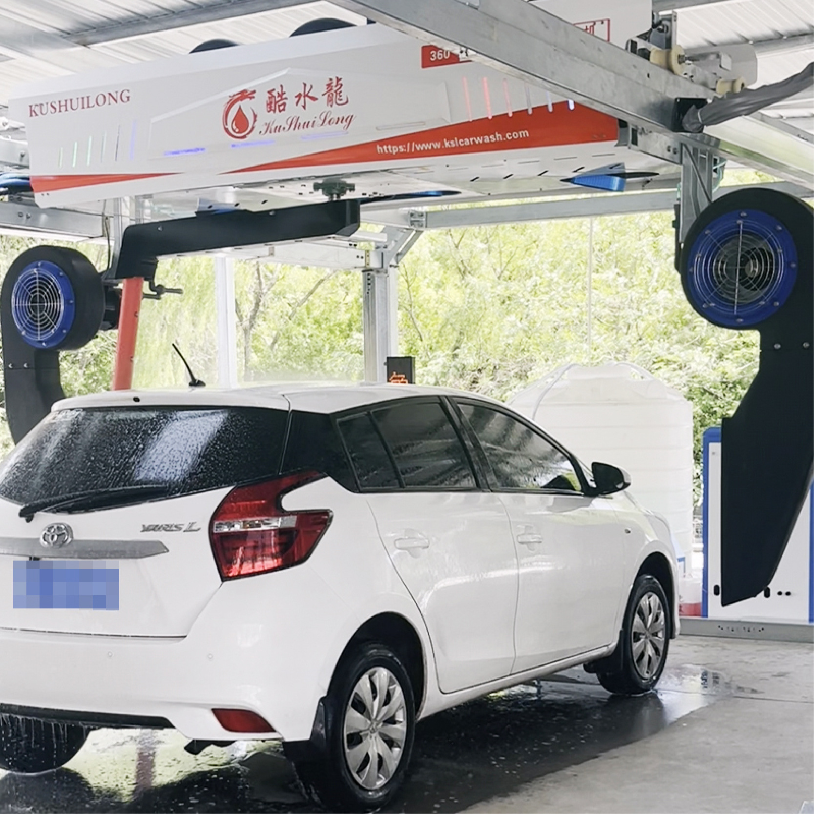 Manufacturer's Brushless Car Washing Machine Cool Water Dragon 360-Degree Surround Does Not Damage the Car Paint and Can Be Equipped with Air-Drying Self-Service Car Washing Machine