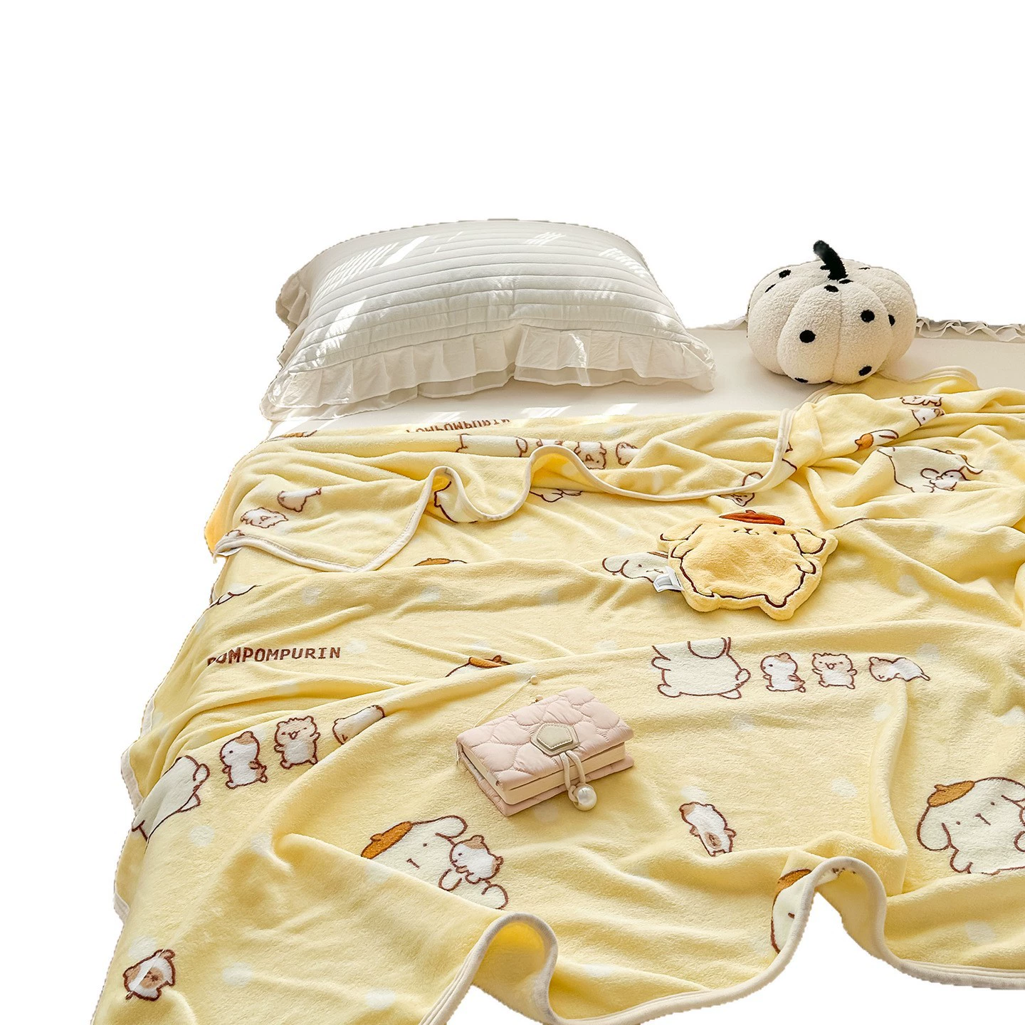 Плед (Sanrio) однослойный молочный велюр — гипоаллергенный с мультяшным принтом, на все сезоны, разные размеры