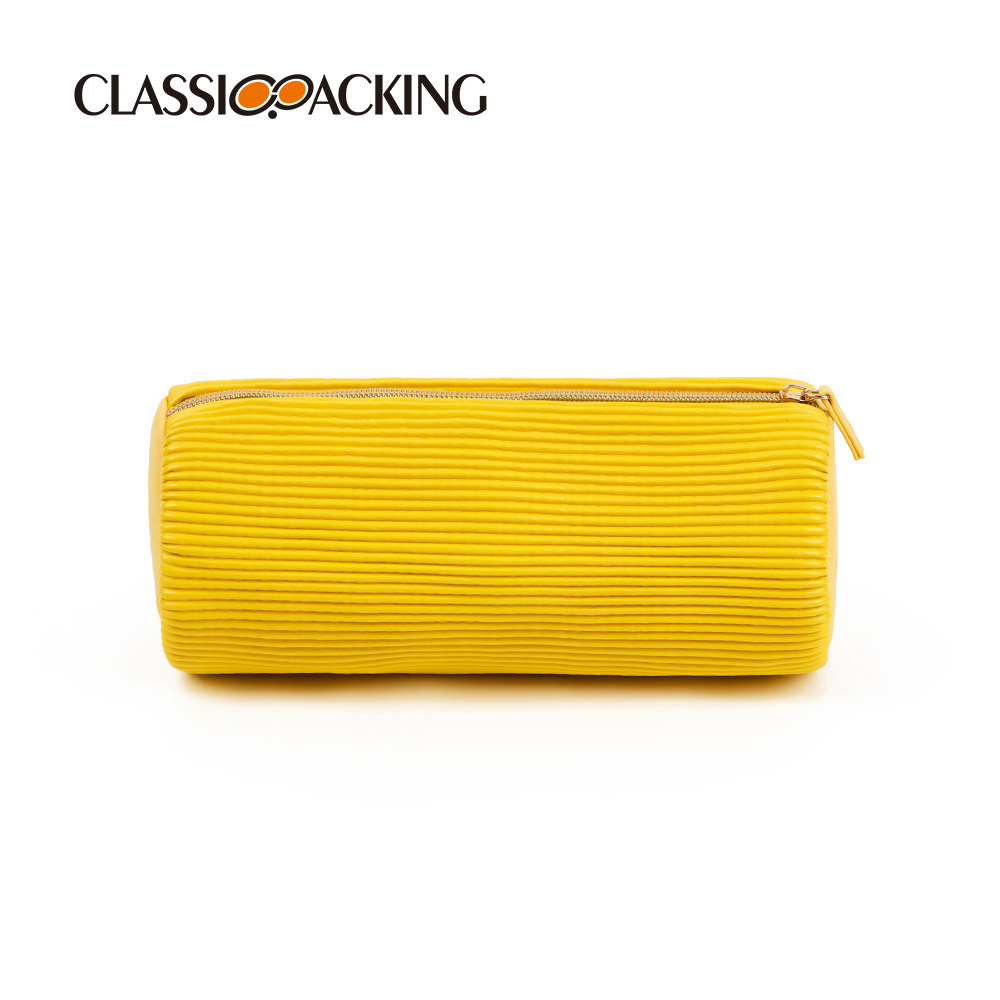 Bolsa de almacenamiento al por mayor de primavera 2025 Bolsa de almacenamiento de herramientas de belleza fresca pequeña japonesa Bolsa de cosméticos con diseño de Pu plisado