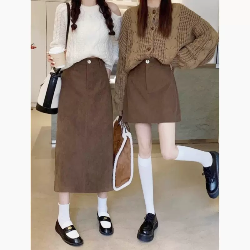 2025新款大码灯芯绒半身裙女秋冬胖妹妹遮胯显瘦开叉a字包臀裙