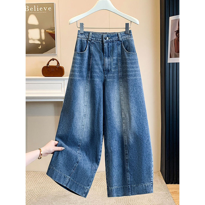 Real Shot of American-Style Loose Denim Capri Pants for Women, Summer 2026, Light Blue, Petite Straight-Leg Slimming Cropped Shorts Real Shot of American-Style Loose Denim Capri Pants for Women, Summer 2026, Light Blue, Petite Straight-Leg Slimming Cropped Shorts