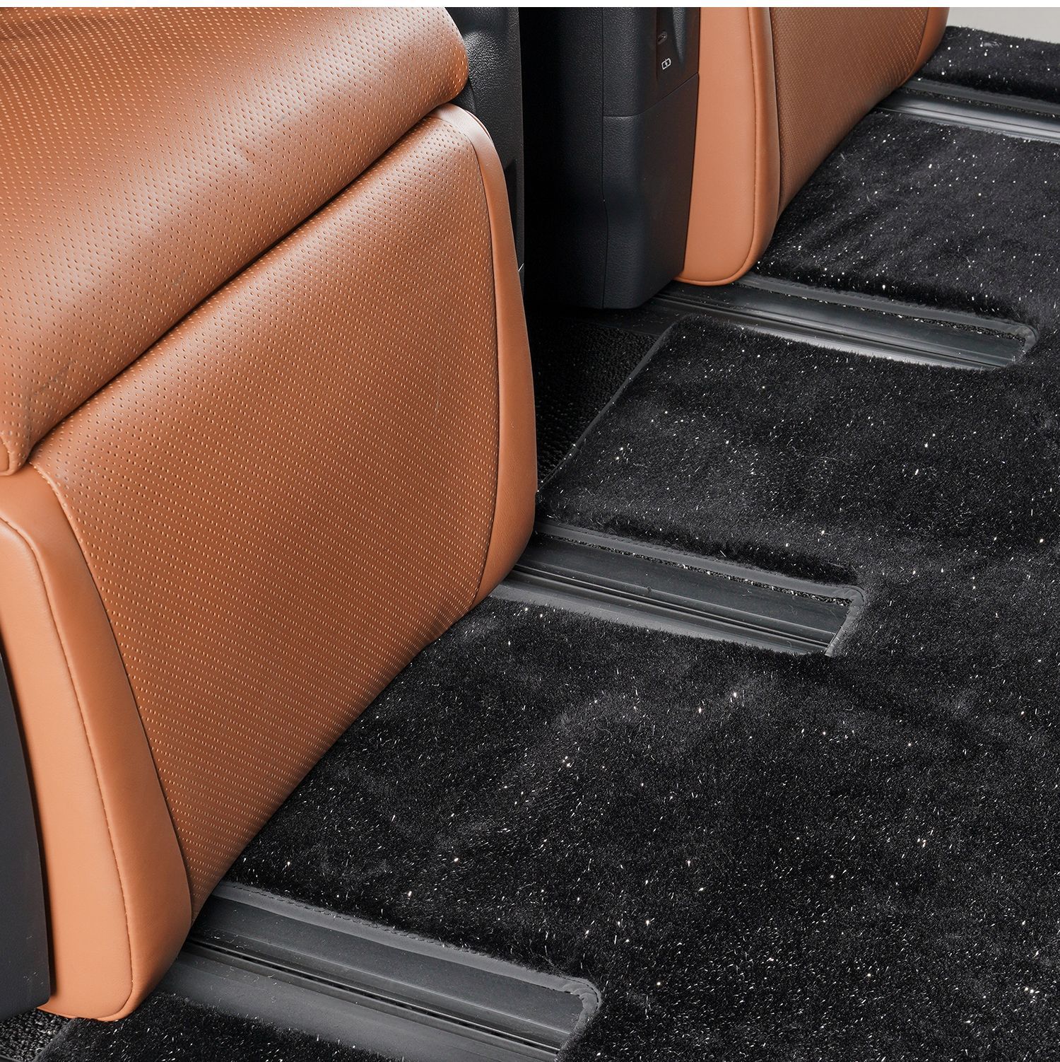 24-25 Models of Alphard Starry Sky Velvet Full Car Floor Mats, Alphard 40 Series Vellfire Dedicated Track Middle Row Carpet