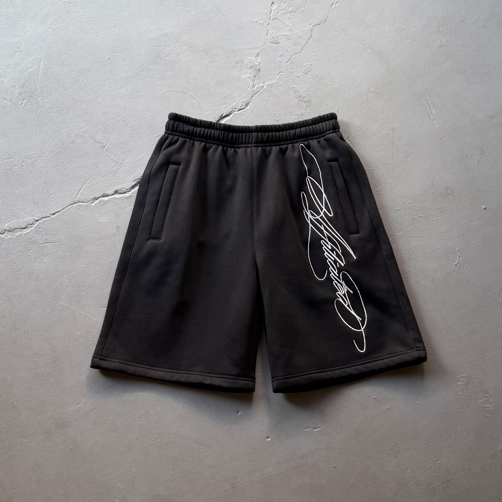 AFFILIATED Sweat Shorts Loose Embroidered Black