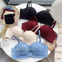 Сексуальное кружевное нижнее белье для женщин с маленькой грудью, плоской грудью, бюстгальтером пуш-ап, без ободков, чашкой для ладоней, красивым бюстгальтером на спине.