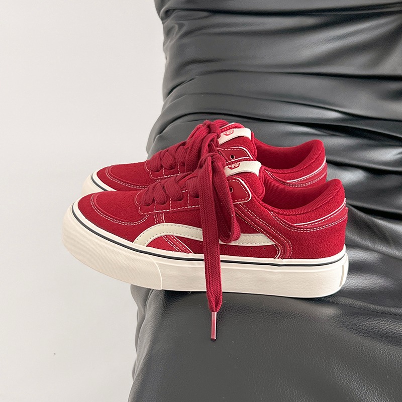 Zapatos de lona de ondas distantes para mujeres 2025 otoño nuevo cordón versátil zapatos de skate retro estudiantes zapatos deportivos casuales de mujer