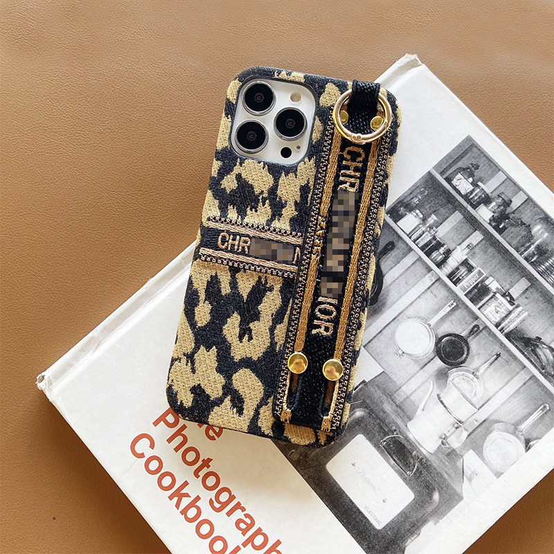 Suitable for Iphone16 Mobile Phone Protective Cover Anti-Fall Leopard Print Fabric Half Package Apple Mobile Phone Case Manufacturer Wholesale Anti-Scratch