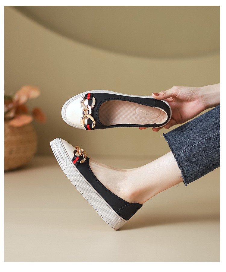 Metal Buckle Loafers 2023 New Versatile Lazy Shoes Comfortable Round Toe Shallow Mouth Thick Sole Slip-On Shoes For Women_voghion.com