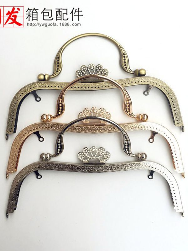 27cm cintura cóncava diamante corona de hoja de arce mano oro plateado oro claro