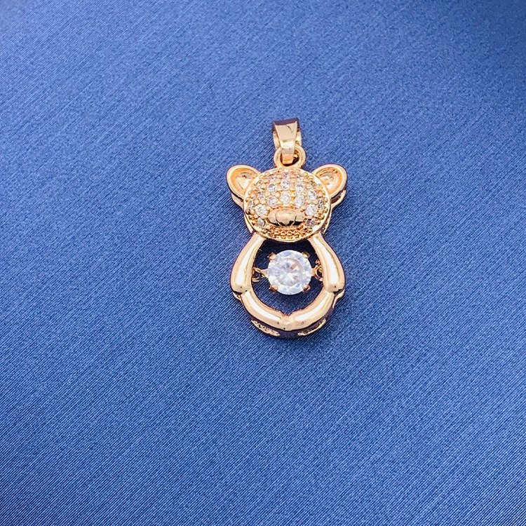 百種類のペンダントは心のままにファッションの経典を配合します。カップルの美しいペンダントは親友のアクセサリーを送ります。