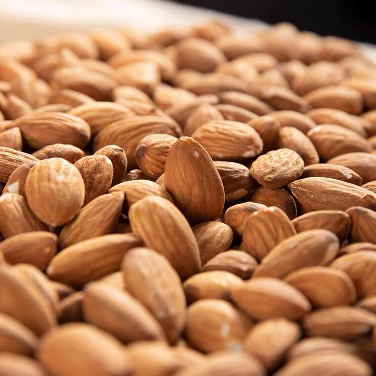Original Flavor Almond Nuts for Commercial Baking, Salted Roasted Large Almonds, Small Packaged Dried Fruits, Snacks for Pregnant Women Original Flavor Almond Nuts for Commercial Baking, Salted Roasted Large Almonds, Small Packaged Dried Fruits, Snacks for Pregnant Women