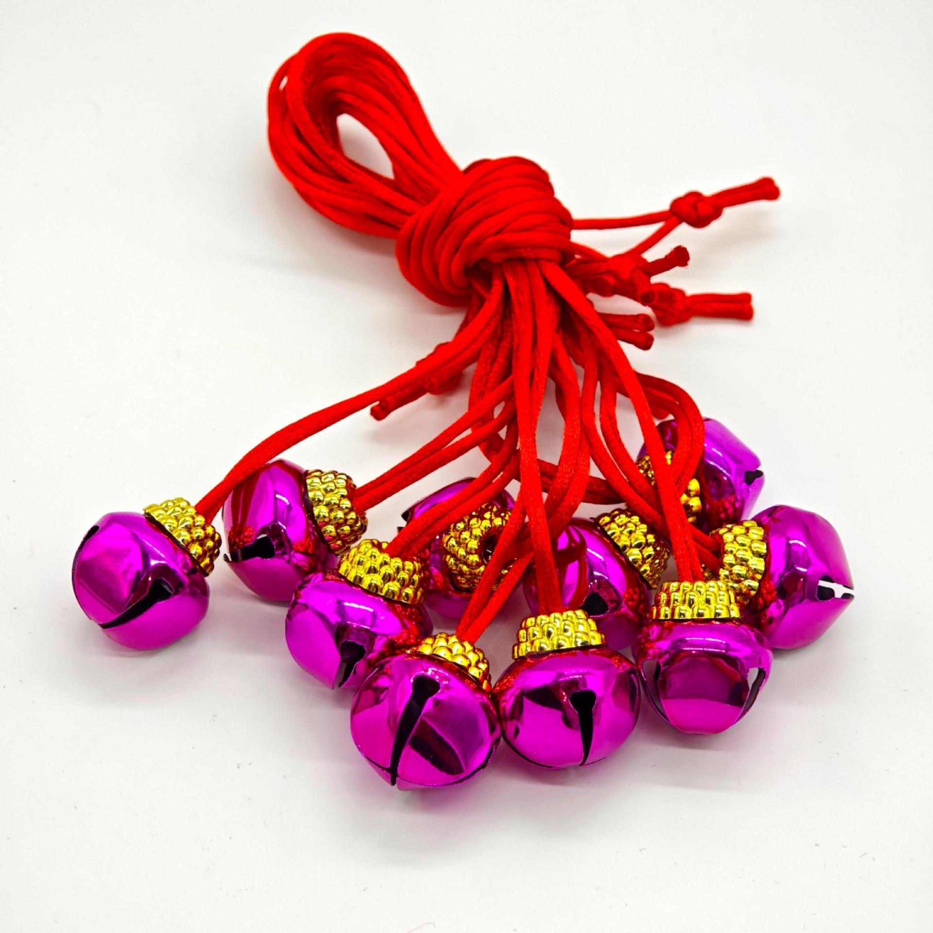 로즈 레드 + 골드 모자 + 레드 로프