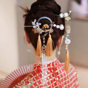chinese folk dance dresses hanfu headdress princess fairy bridal xiuhe wedding dress long tassel beautiful classical wind XiuHe bridal hair accessories