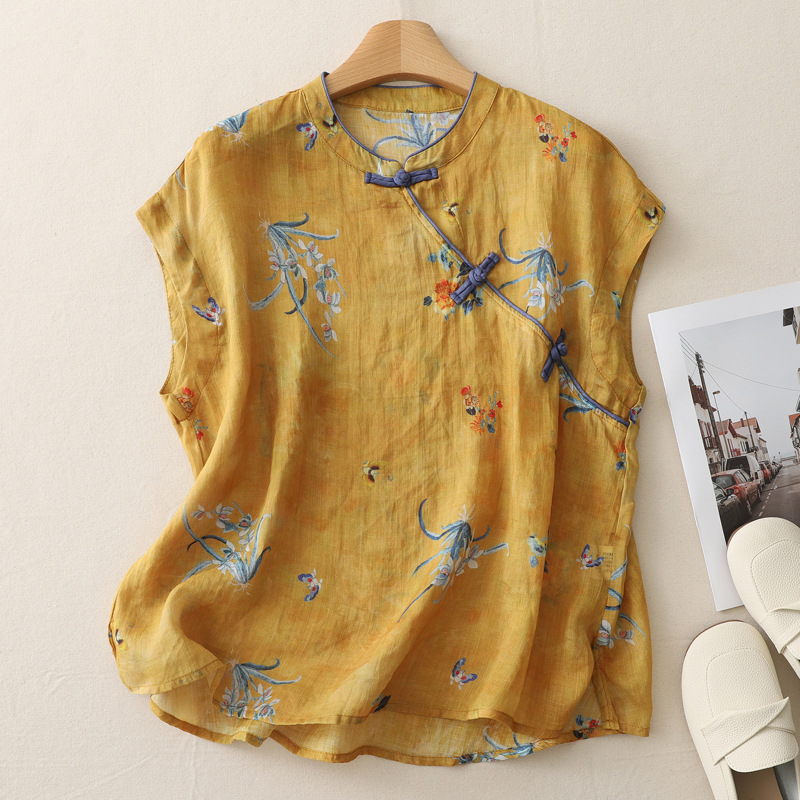 Actual Shot of the 2026 Summer New Cotton-Linen Vintage Versatile Top with Diagonal Placket and Button Closure