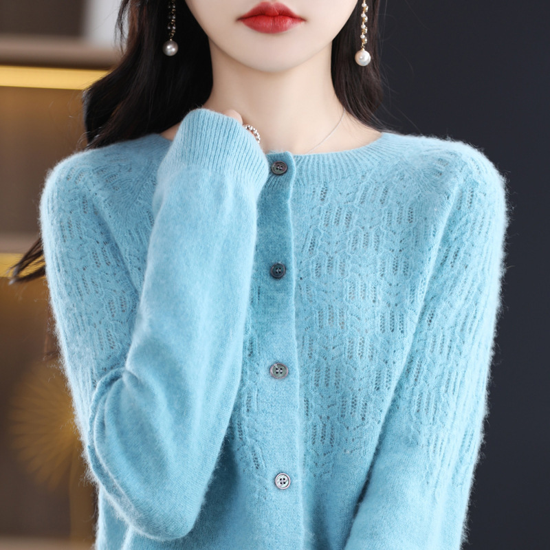 Autumn cashmere solid cardigan with a round collar