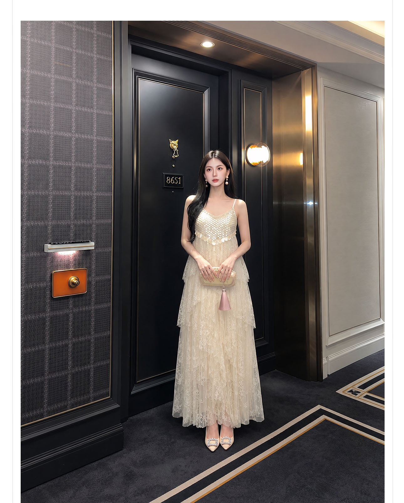 Đầm maxi nữ thắt eo thiết kế tân cổ điển ren xếp tầng đính hạt — màu trắng ngà chi tiết 7
